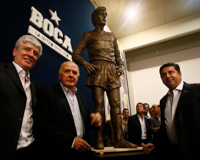 Silvio Marzolini ya tiene su estatua en el Museo de Boca