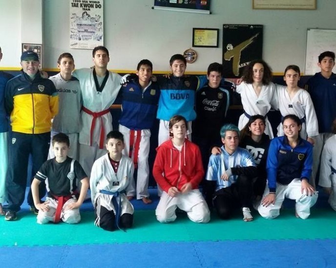 El taekwondo xeneize viaja a Brasil