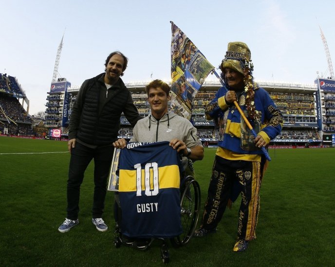 Reconocimiento para el tenista Gustavo Fernández, campeón en Wimbledon