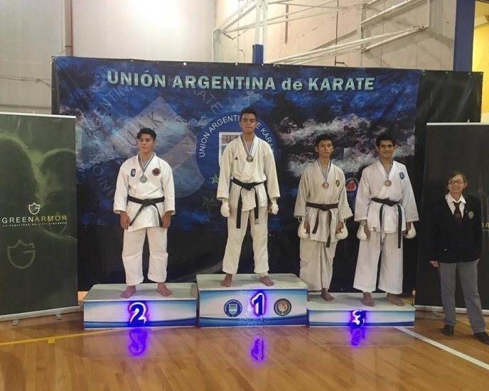 Karate se quedó con 40 medallas