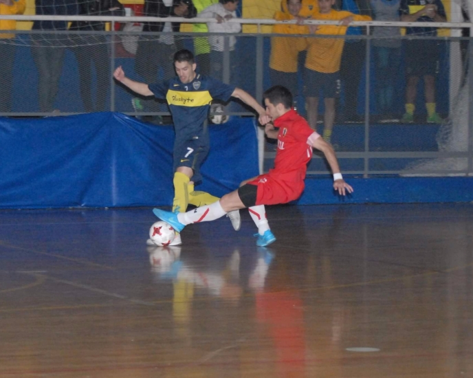 Goleada y líderes