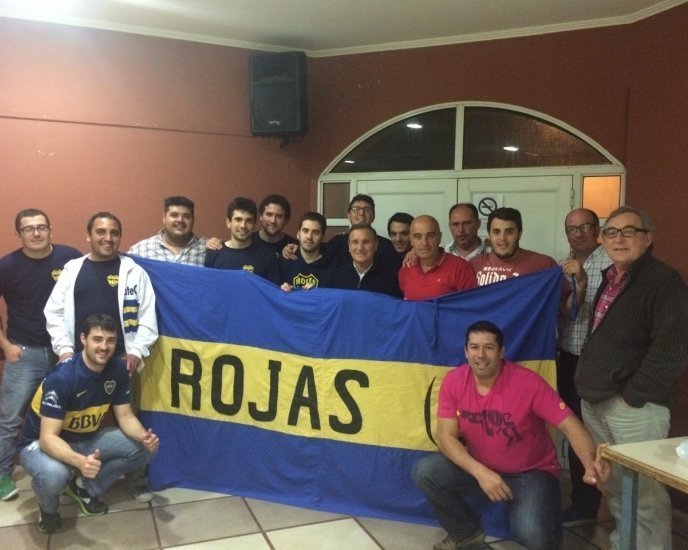 Royco junto a los xeneizes de Rojas