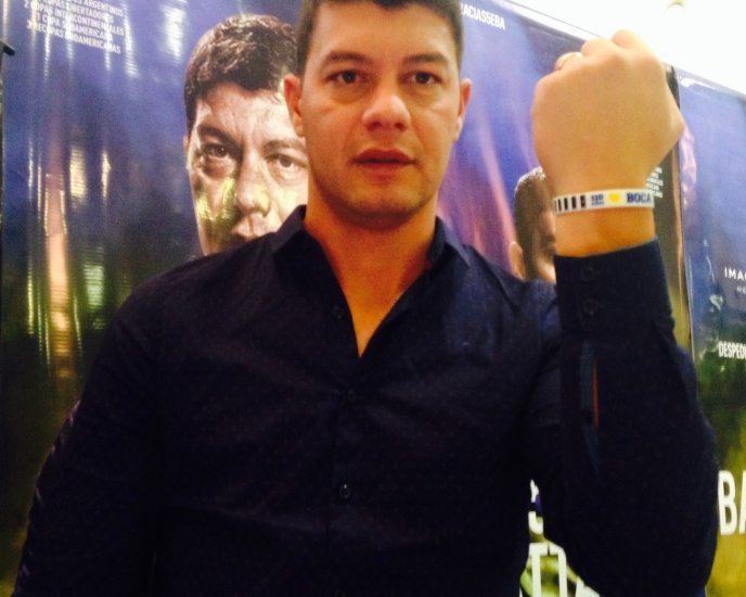 SEBA BATTAGLIA YA TIENE SU PULSERA SOLIDARIA